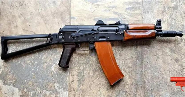 和平精英aks74u冲锋枪测评1 和平精英aks74u冲锋枪测评1